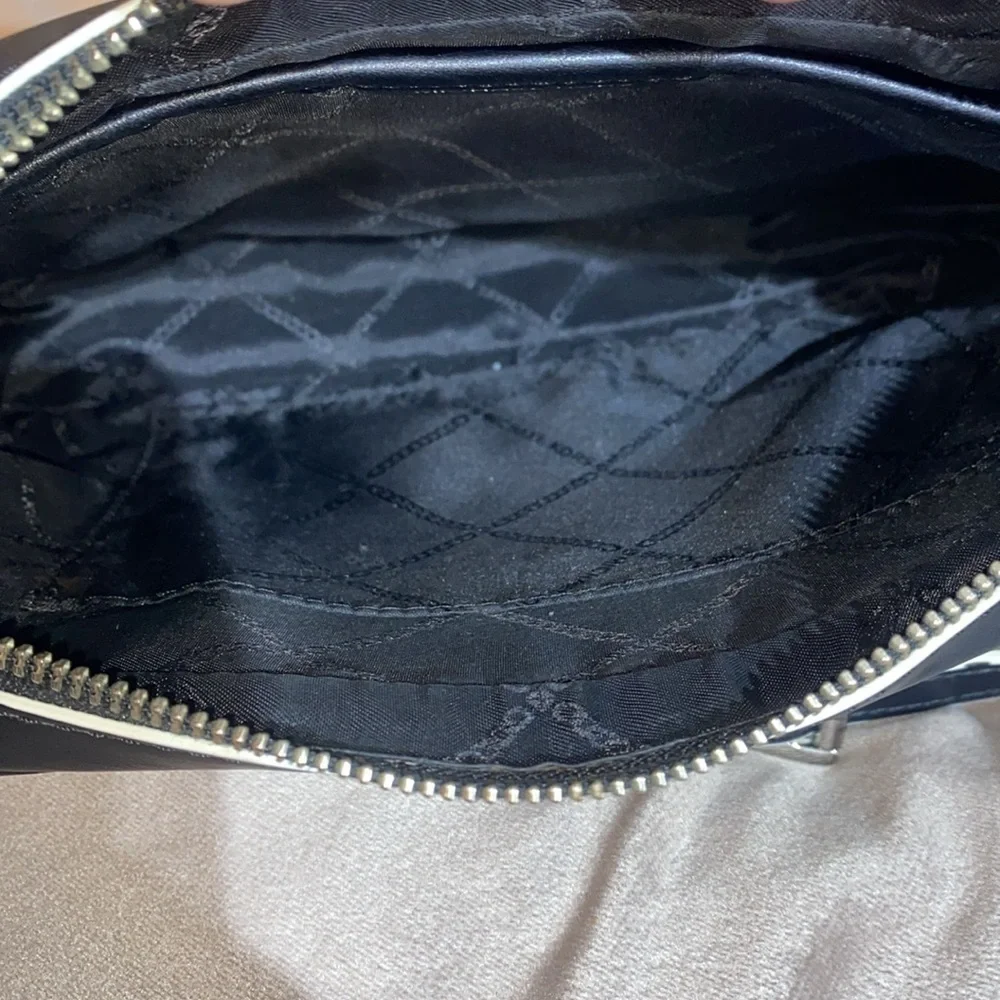 Michael Kors Jet Set Large East West Crossbody Bag Black/White